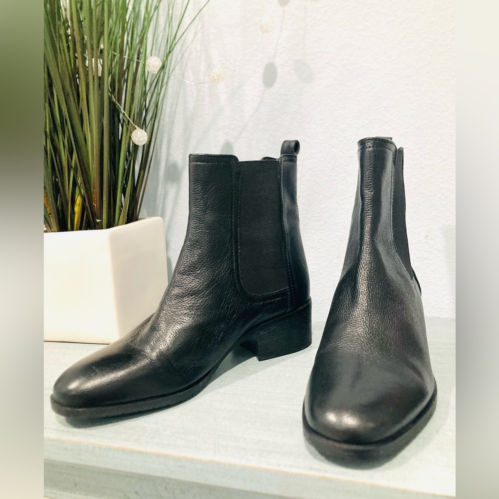 NEW Kenneth Cole Reaction Salt Chelsea Black Leather Ankle Bootie Women’s 7.5 - Picture 3 of 11